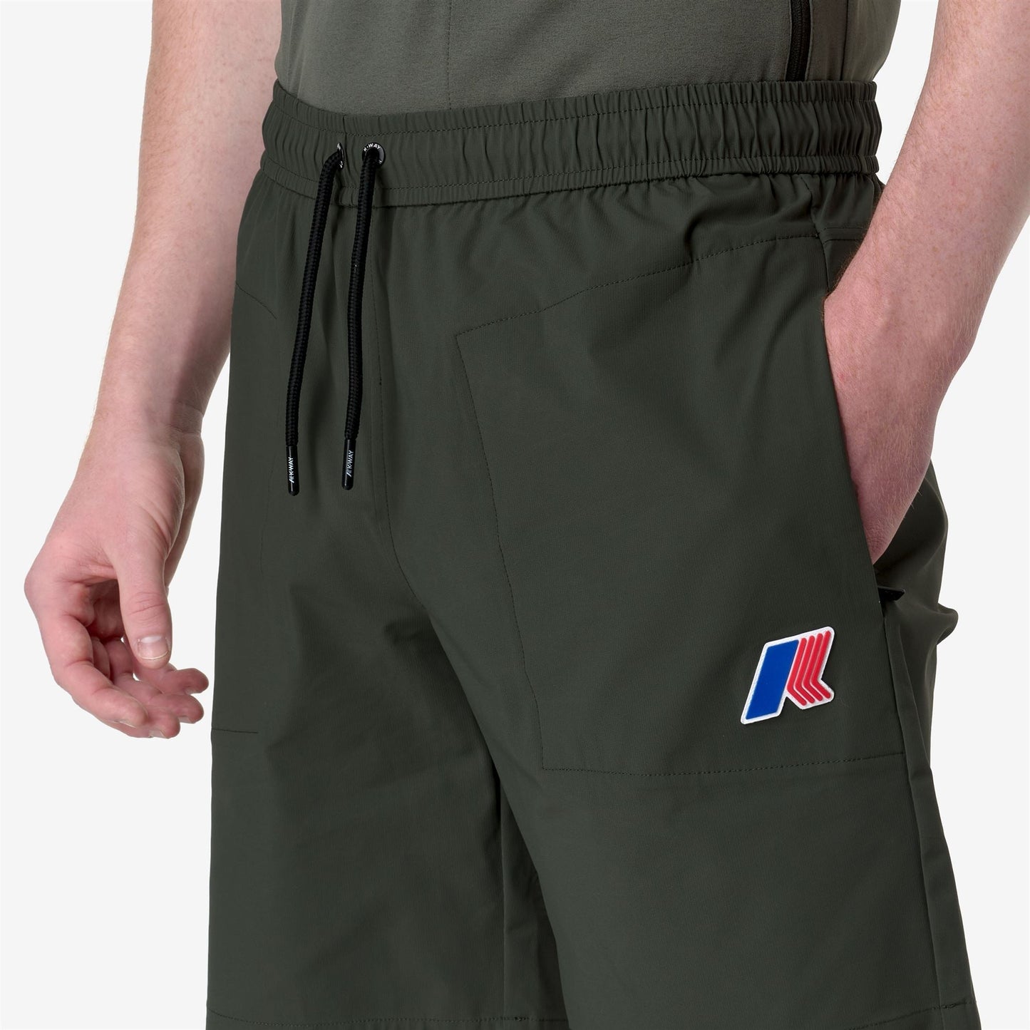 NESTY LF - Shorts - Sport Shorts - UNISEX - GREEN BLACKISH